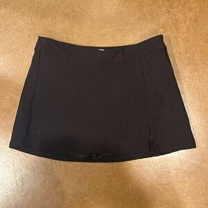 Black Garage skirt size medium